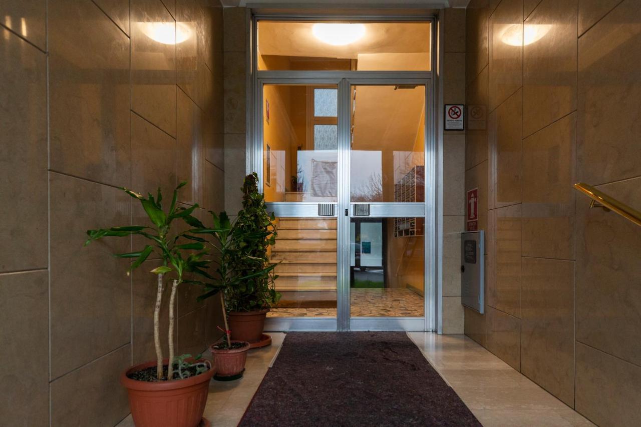 The Wall - Top Floor Apartment Milano Ngoại thất bức ảnh